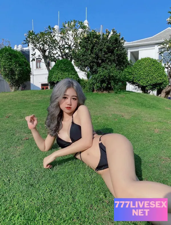 Idol Tiktok Lê Kim Loan Khoe Vóc Dáng Hình 8