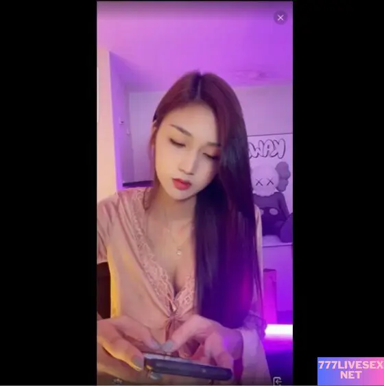 Vy Baby 77live Nhảy Múa, Show Hàng Gợi Cảm Hình 2